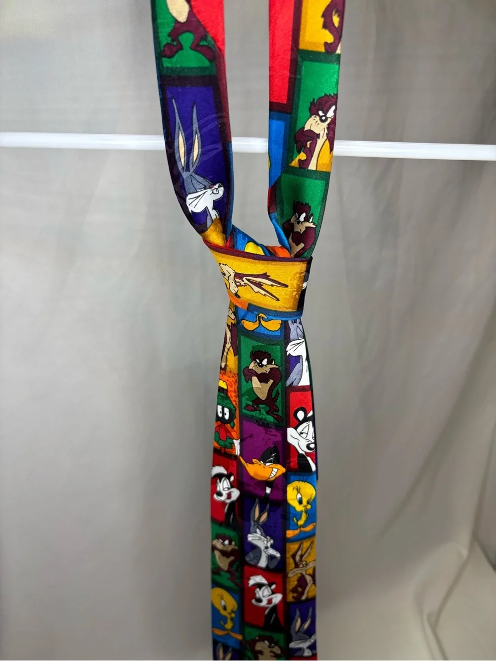 Vintage Looney Tunes Novelty Tie - 1993 Warner Bros. 100% Polyester Korean Made